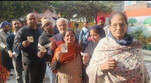 ਪੰਜਾਬ MC ਚੋਣਾਂ ਅੱਜ — 7,555 ਉਮੀਦਵਾਰ ਮੈਦਾਨ ਵਿੱਚ, ਸਵੇਰ ਤੋਂ ਵੋਟਿੰਗ ਸ਼ੁਰੂ